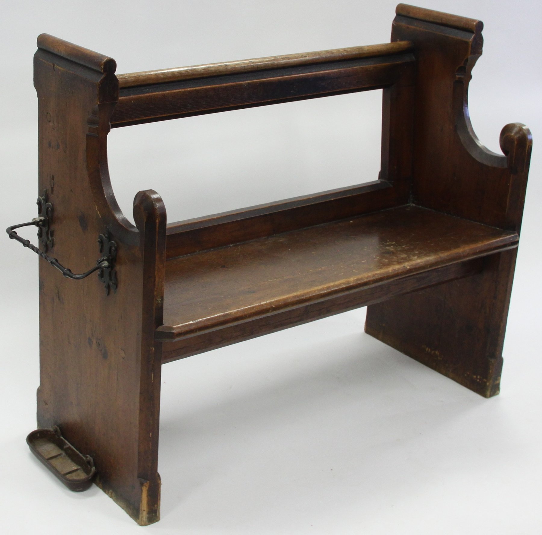 Appraisal: A pine pew with umbrella stand to one end cm