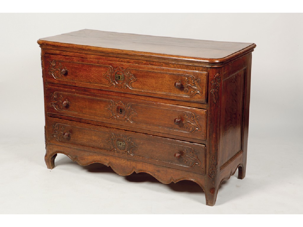 Appraisal: A LATE TH CENTURY FRENCH OAK CHEST OF DRAWERS the