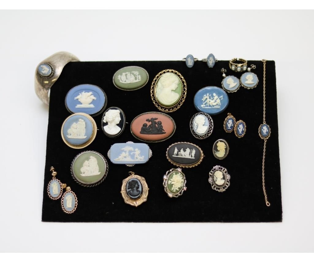 Appraisal: Ladies jewelry to include Wedgwood cameo pins earrings etc Largest