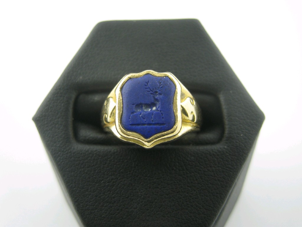 Appraisal: An ct gold Gentleman's Signet Ring inset blue hardstone intaglio