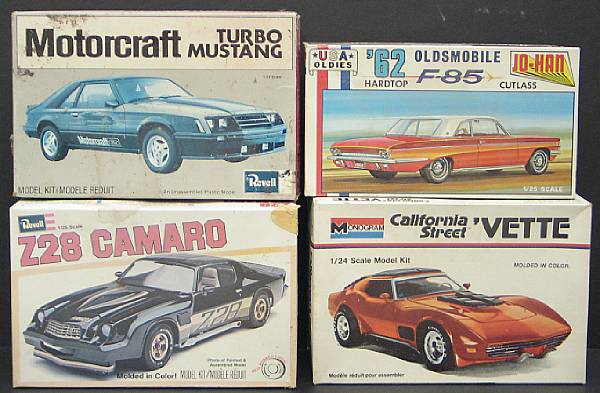 Appraisal: Plastic Model Kits Lot includes Fords Mustangs Police Pursuit cars