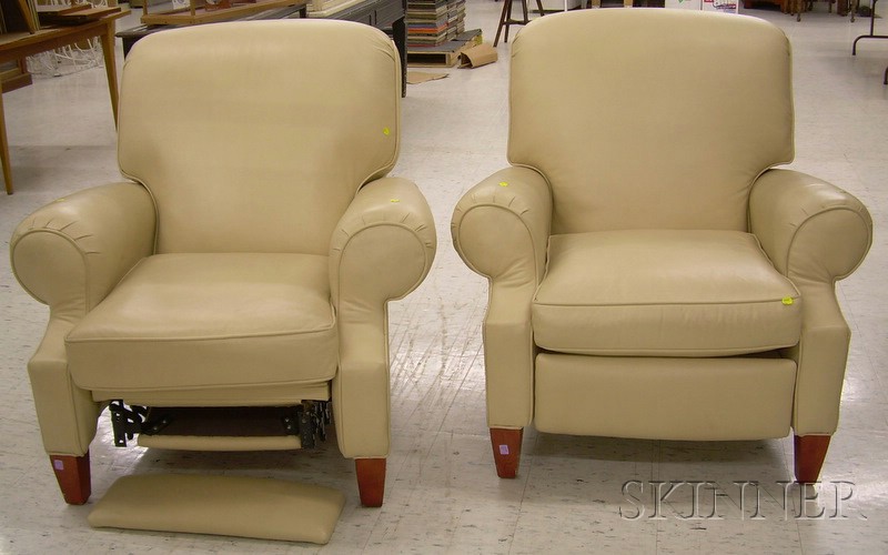 Appraisal: Pair of Contemporary Cream Leather Upholstered Recliners approx ht wd