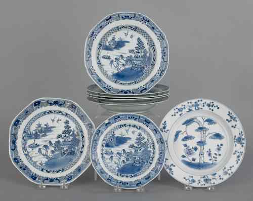 Appraisal: Eight Chinese export porcelain th c to include blue and