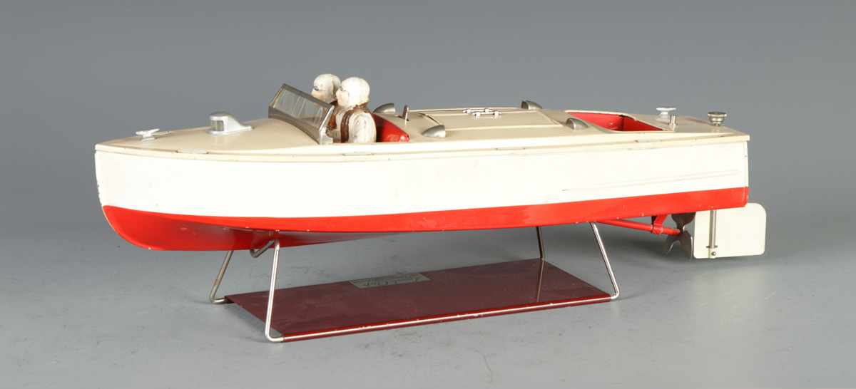 Appraisal: Lionel Craft Speedboat Exc original paint condition Clock work motor