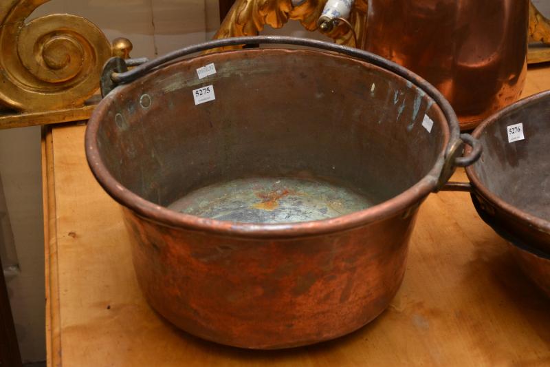 Appraisal: A LARGE HANDLED COPPER POT A LARGE HANDLED COPPER POT