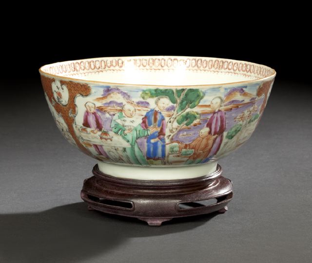 Appraisal: Small Chinese Export Porcelain Mandarin Bowl Qianlong Reign - the