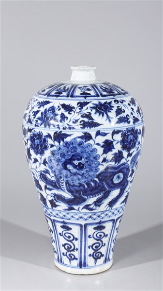 Appraisal: Chinese blue and white porcelain Meiping vase with flowers and