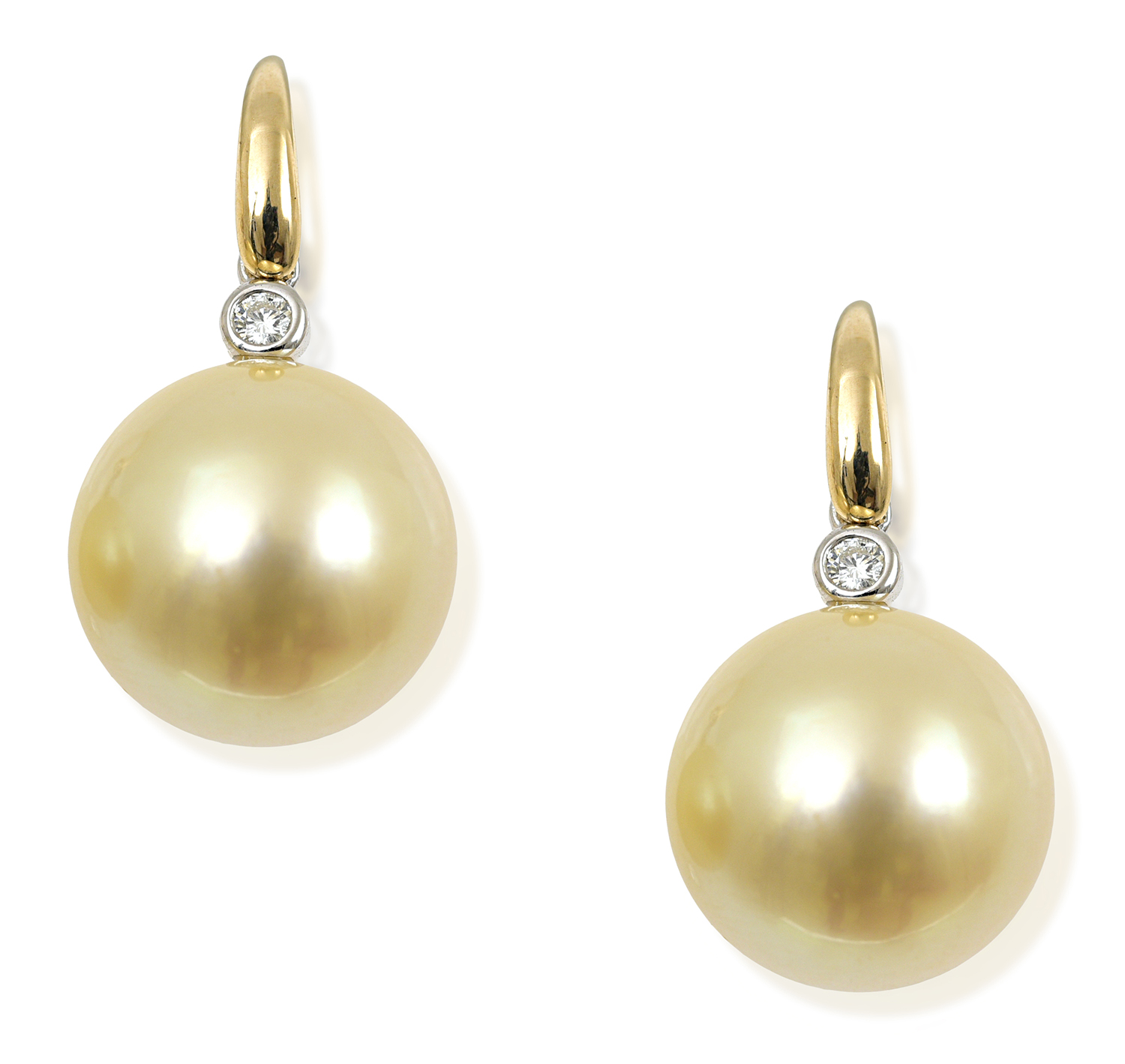 Appraisal: A PAIR OF GOLDEN SOUTH SEA PEARL AND DIAMOND EARRINGS