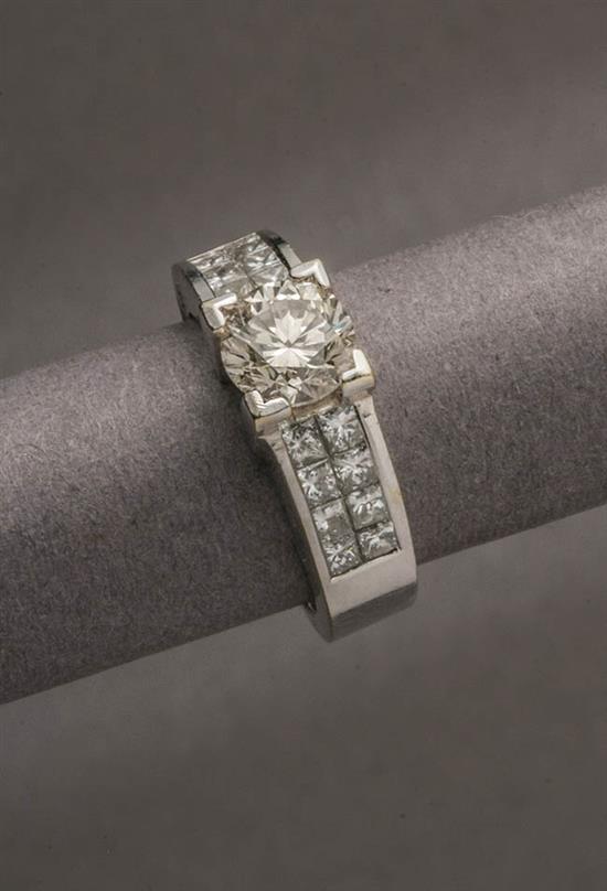 Appraisal: -Karat White-Gold Solitaire Diamond Ring Set with one round brilliant-cut