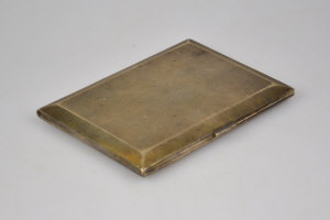 Appraisal: An engine-turned cigarette case Birmingham oz