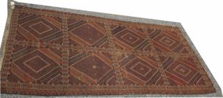 Appraisal: ' x ' Antique oriental carpet with repeating diamond pattern