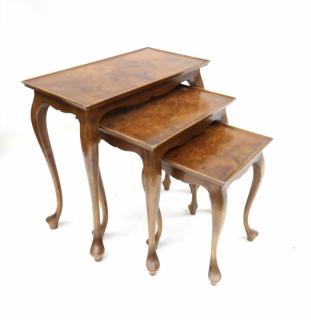 Appraisal: Nest of Four Tables Nest of four olivewood-style tables with