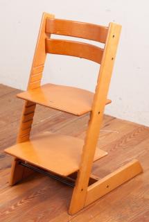 Appraisal: Stokke Tripp Trapp High Chair The Tripp Trapp chair model