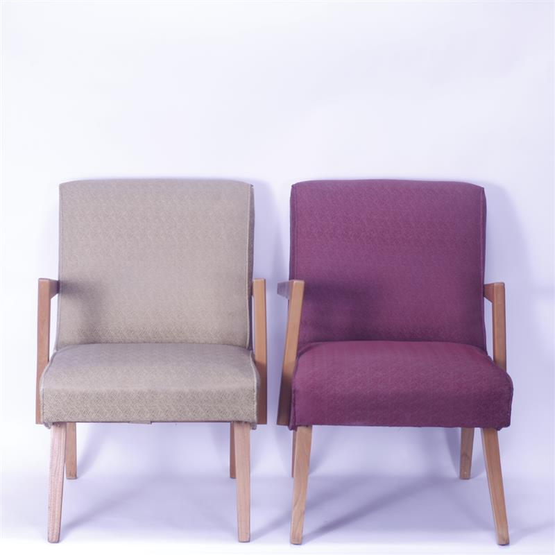 Appraisal: Two Mid Century Modern Lounge Chairs from Paoli Chair Company