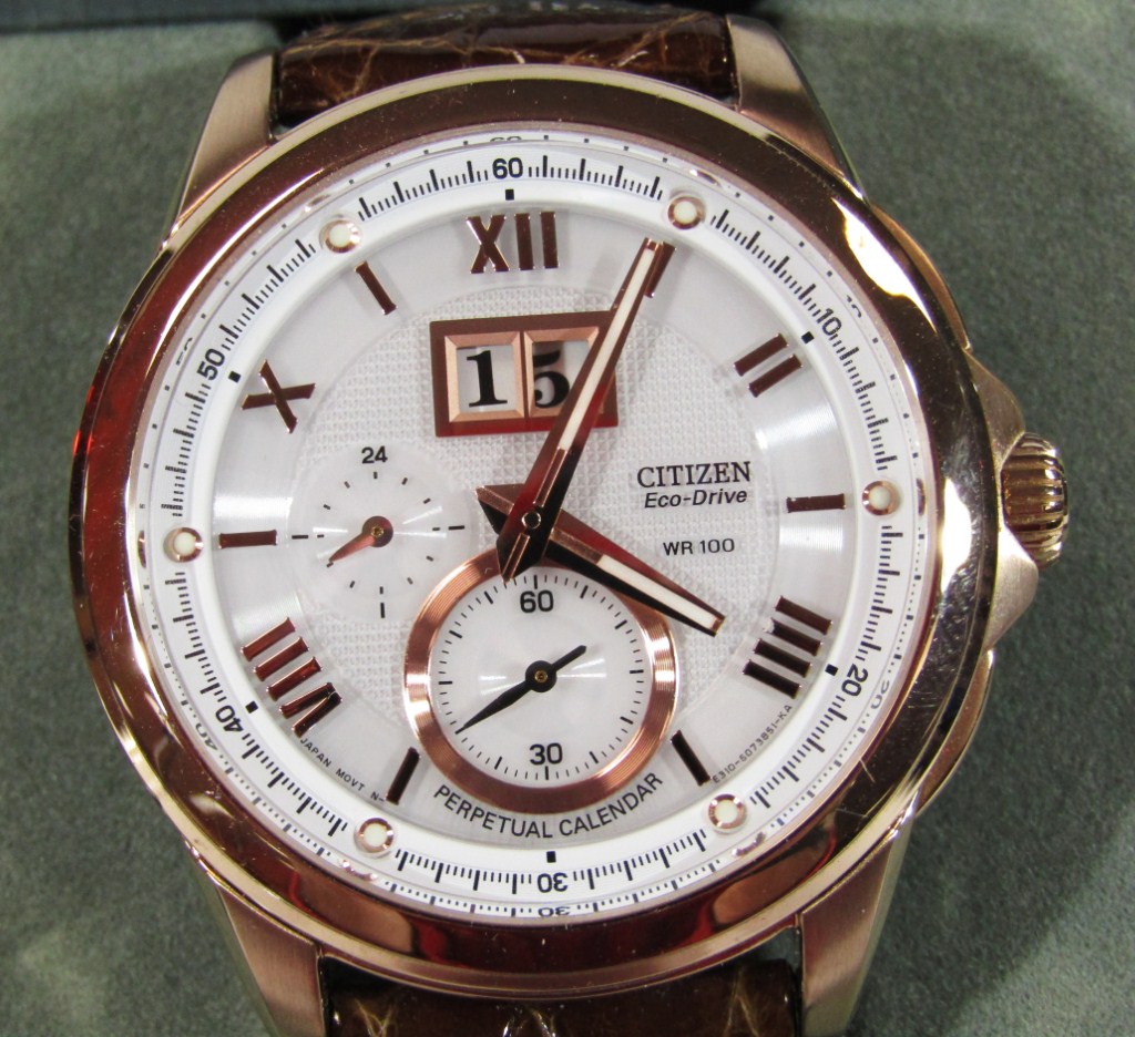 Appraisal: A modern Citizen Eco Drive gentleman's wristwatch with fancy cm