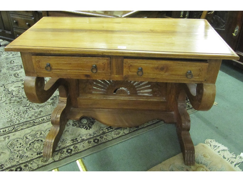 Appraisal: Reproduction hardwood side table