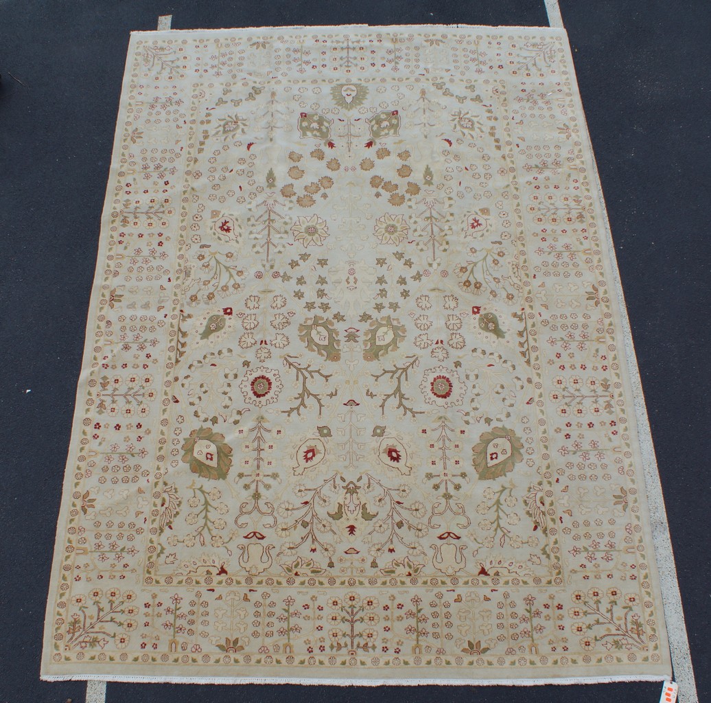 Appraisal: x Indo-Persian carpet