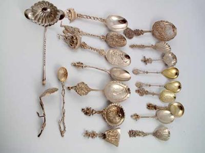 Appraisal: A quantity of decorative continental spoons including a large Dutch