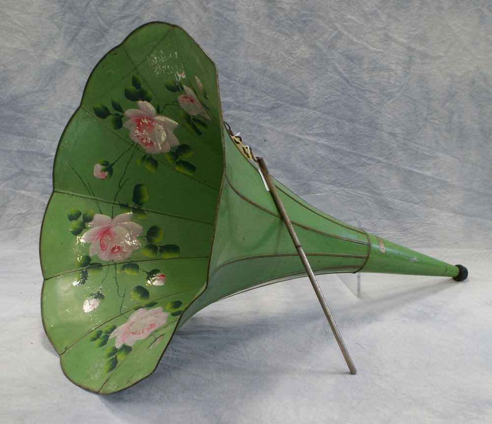 Appraisal: Panel d floral horn by TT Co Baked On