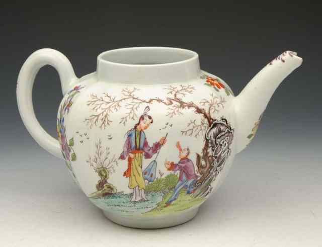 Appraisal: A WORCESTER PORCELAIN FLUTED TEAPOT 'Beckoning Chinaman' pattern circa -