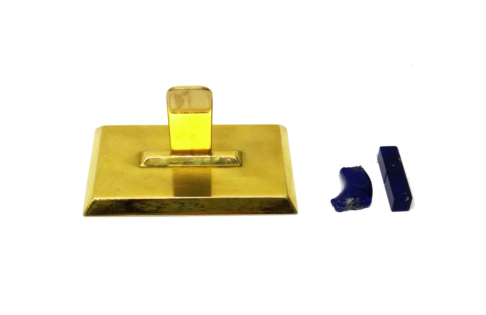 Appraisal: A ct gold rectangular stand weight gms and two pieces