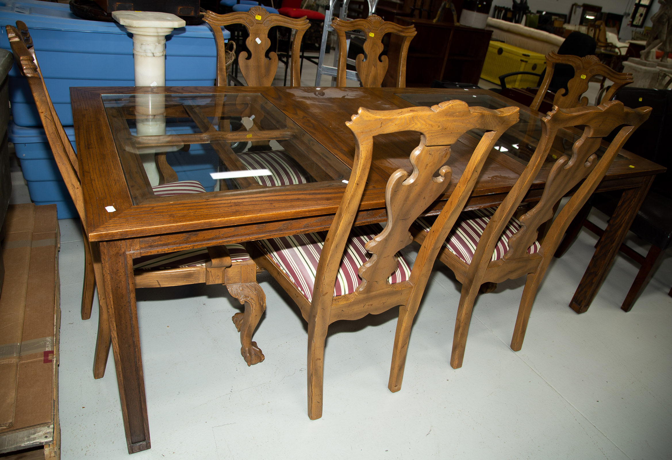 Appraisal: S MODERN OAK DINING TABLE SIX CHAIRS Chairs are Chippendale