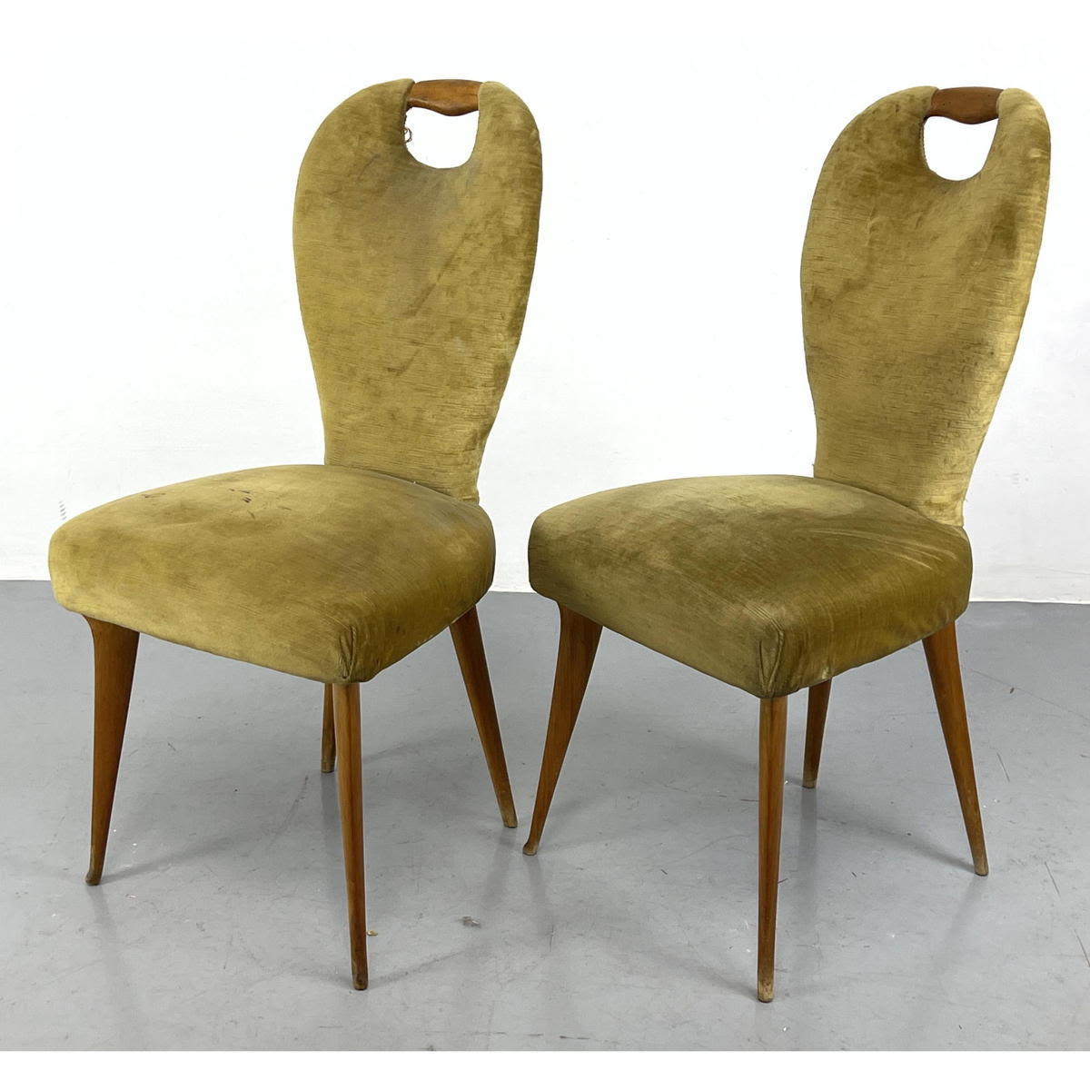 Appraisal: Italian 's side chairs attributed to Paolo Buffa Dimensions H