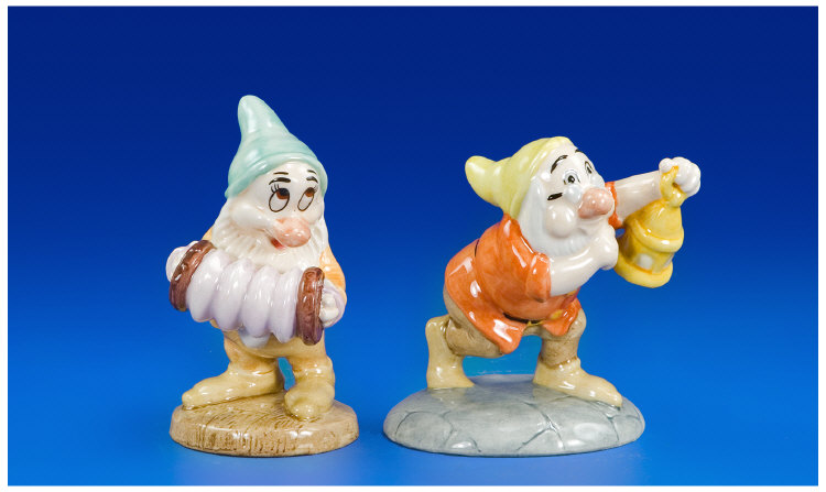 Appraisal: Royal Doulton Snow White Series Doc with Lantern Bashful's Melody