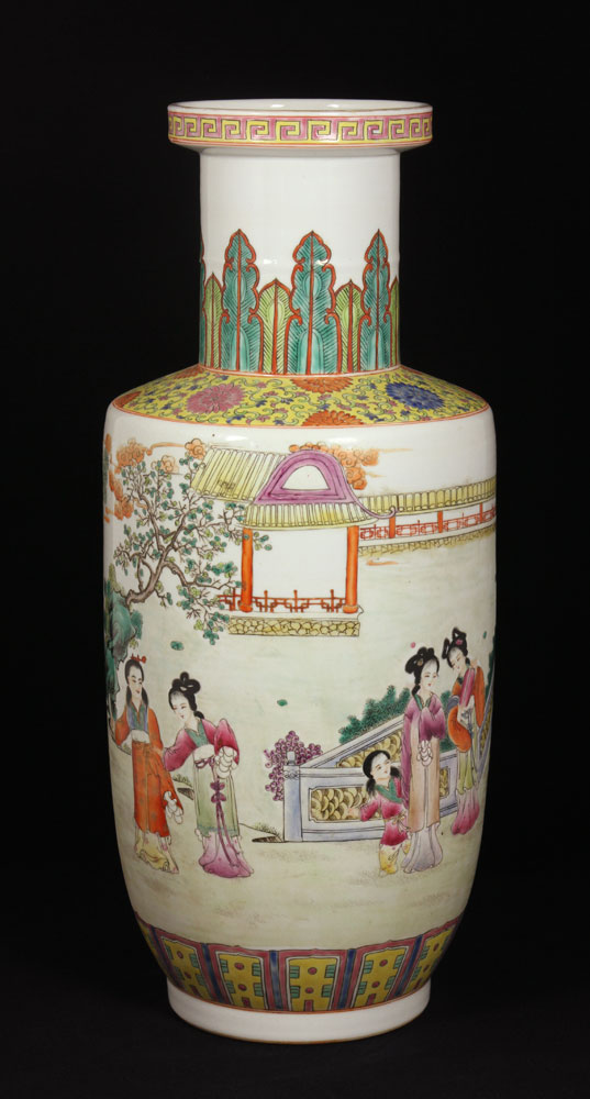 Appraisal: - Early th C Chinese Famille Rose Vase Early th