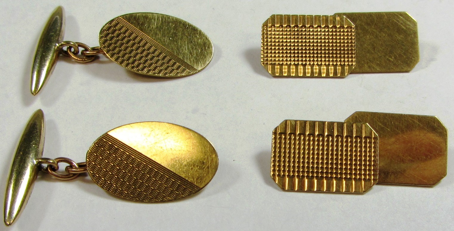 Appraisal: A pair of ct gold cufflinks with oval fronts and