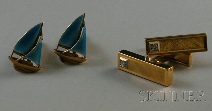 Appraisal: Two Pairs of Cuff Links a pair of kt gold