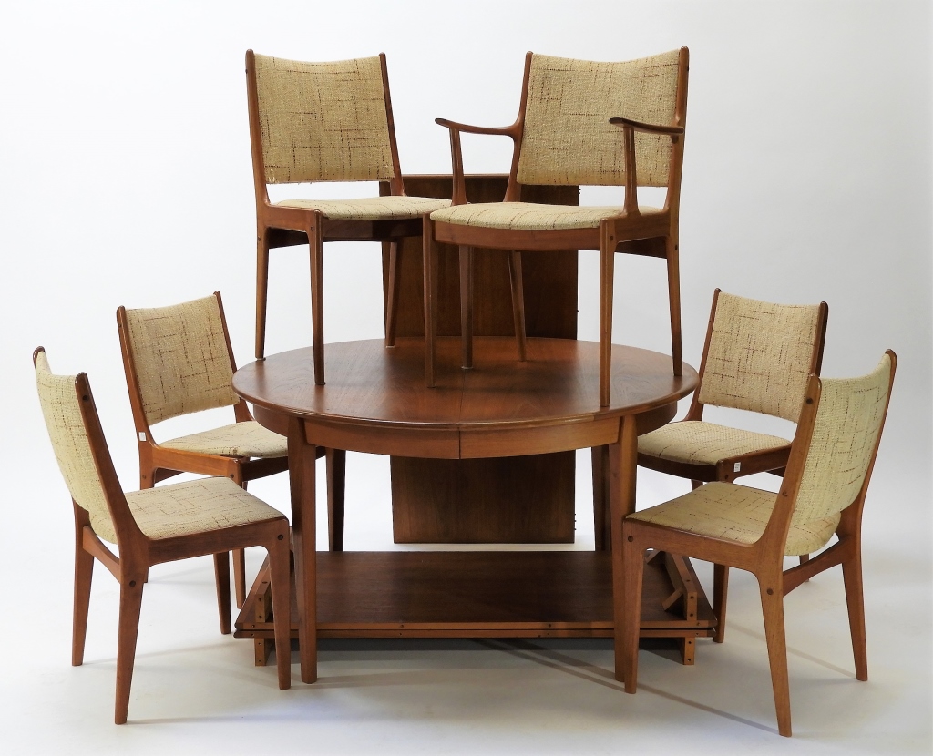 Appraisal: ULDUM MOBELFABRIK MCM OVAL DINING TABLE CHAIRS Denmark Circa Solid