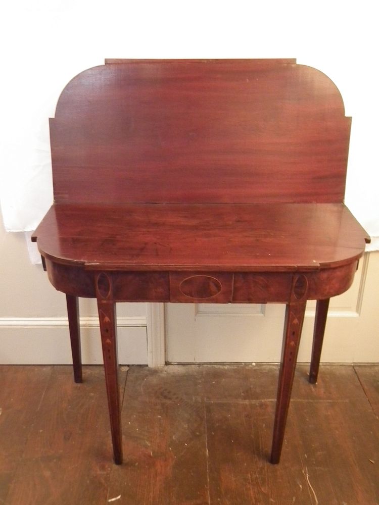 Appraisal: PERIOD CARD TABLE Period American Hepplewhite card table with inlay