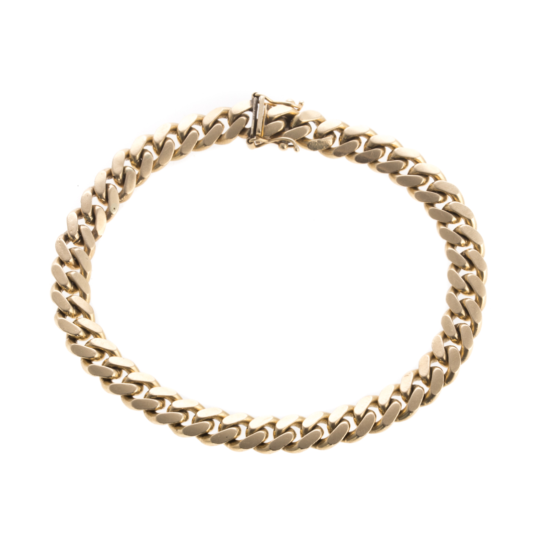 Appraisal: A Gentleman's Curb Link Bracelet in K K yellow gold