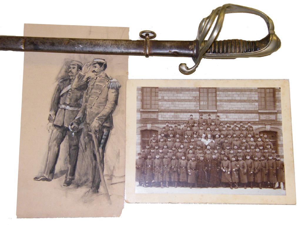 Appraisal: World War I infantry sword sold with a regimental group