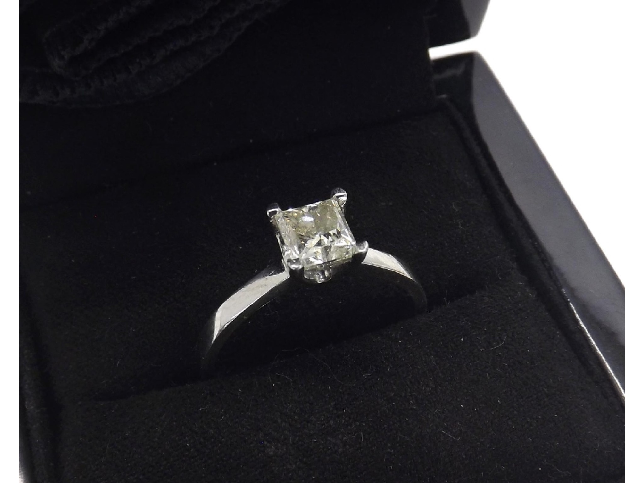 Appraisal: Platinum princess-cut solitaire diamond ring ct clarity VS SI colour