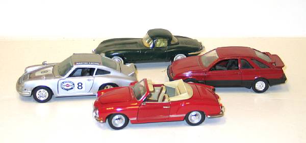 Appraisal: Plastic assembled model cars Lot of assorted vehicle kits assembled