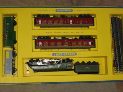 Appraisal: A Hornby Dublo Talisman passenger train set with A Golden