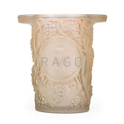 Appraisal: LALIQUE Clos Sainte-Odile ice bucket Condition Report