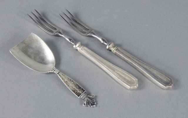 Appraisal: Georg Jensen Acanthus Sugar ShovelWith hallmark and Denmark Sterling L