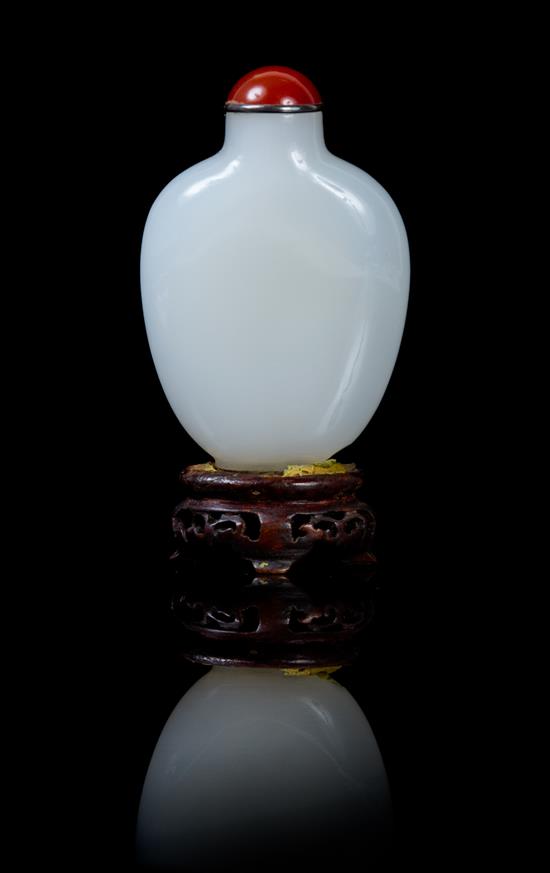 Appraisal: Sale Lot A White Jade Snuff Bottle the stone of