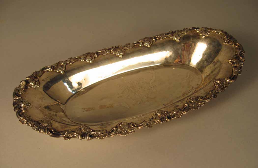 Appraisal: American sterling silver bread basket th century The rim decorated