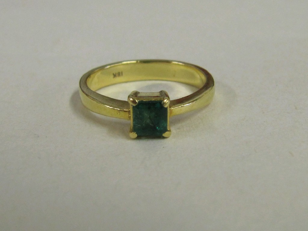 Appraisal: Eighteen carat gold carat step cut emerald single stone ring