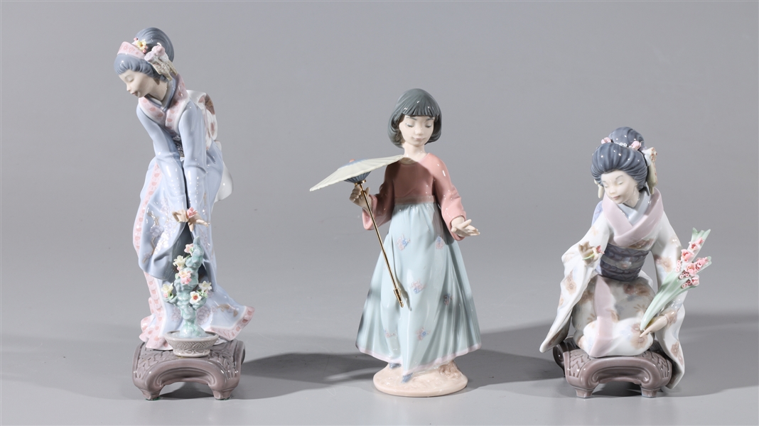 Appraisal: Group of three Lladro porcelain figures each in original box