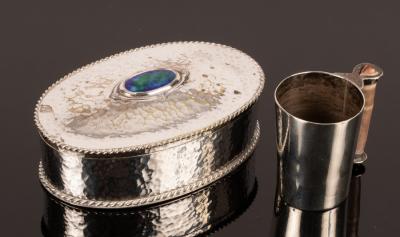 Appraisal: A small silver cup Helen Newman Birmingham with shell handle