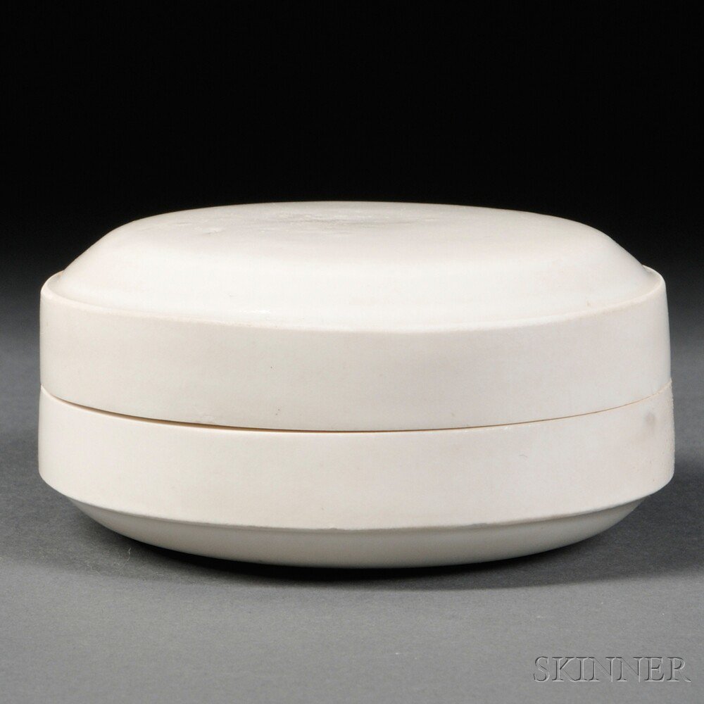 Appraisal: Qingbai Box China Song Dynasty style circular box with a