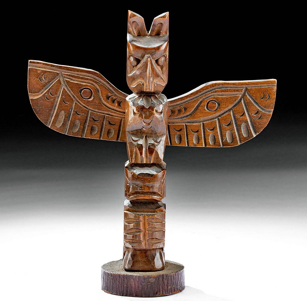 Appraisal: th C Northwest Coast Red Cedar Totem Thunderbird Native American