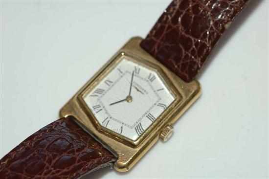 Appraisal: A MANUAL WIND LONGINES WRISTWATCH TO A GOLD PLATED CASE