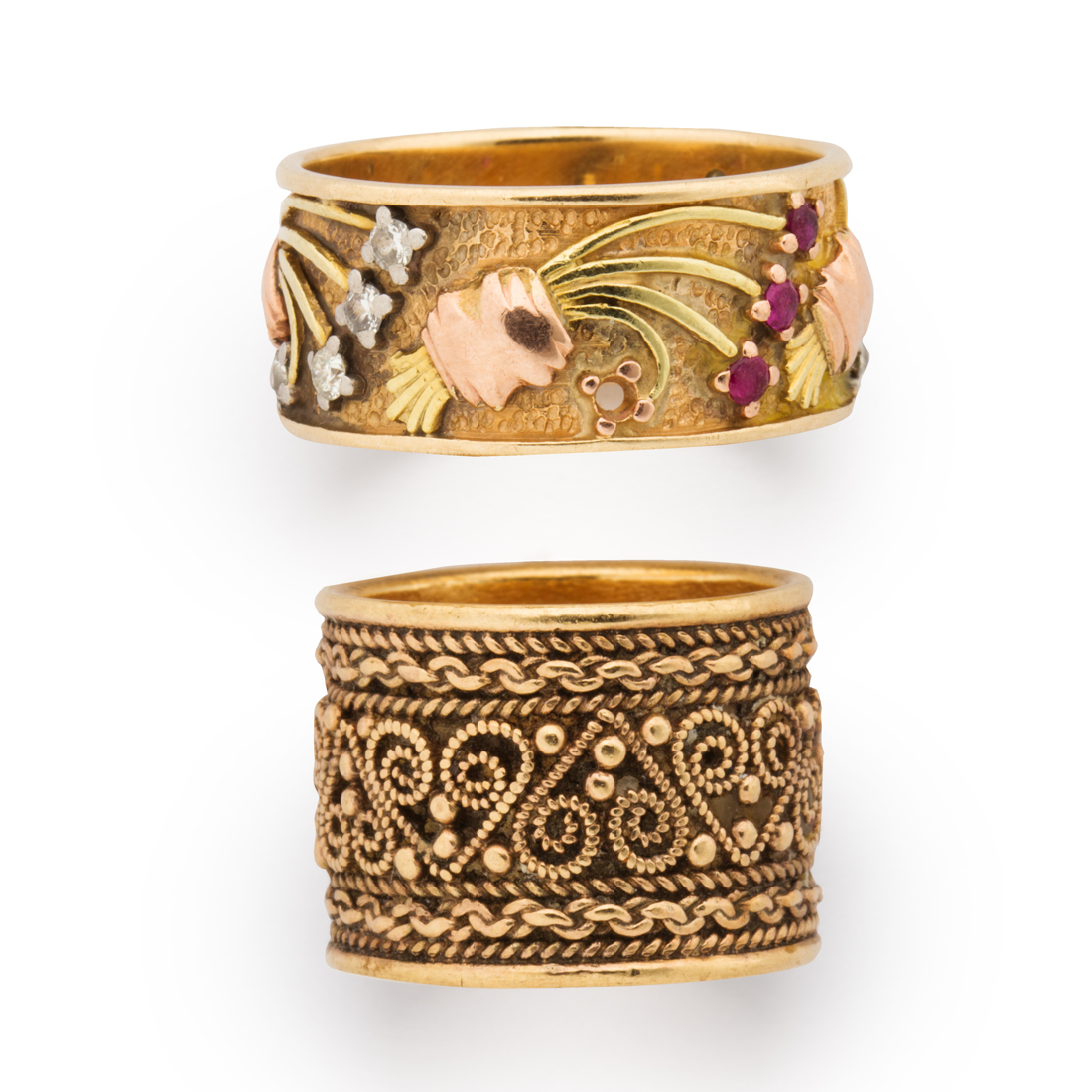 Appraisal: A GROUP OF FOURTEEN KARAT GOLD RINGS A group of