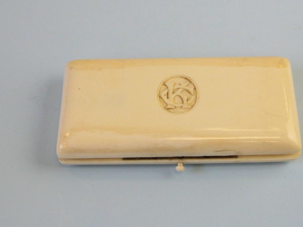 Appraisal: A Victorian Ivory Etiu carved monogram lacks scissors